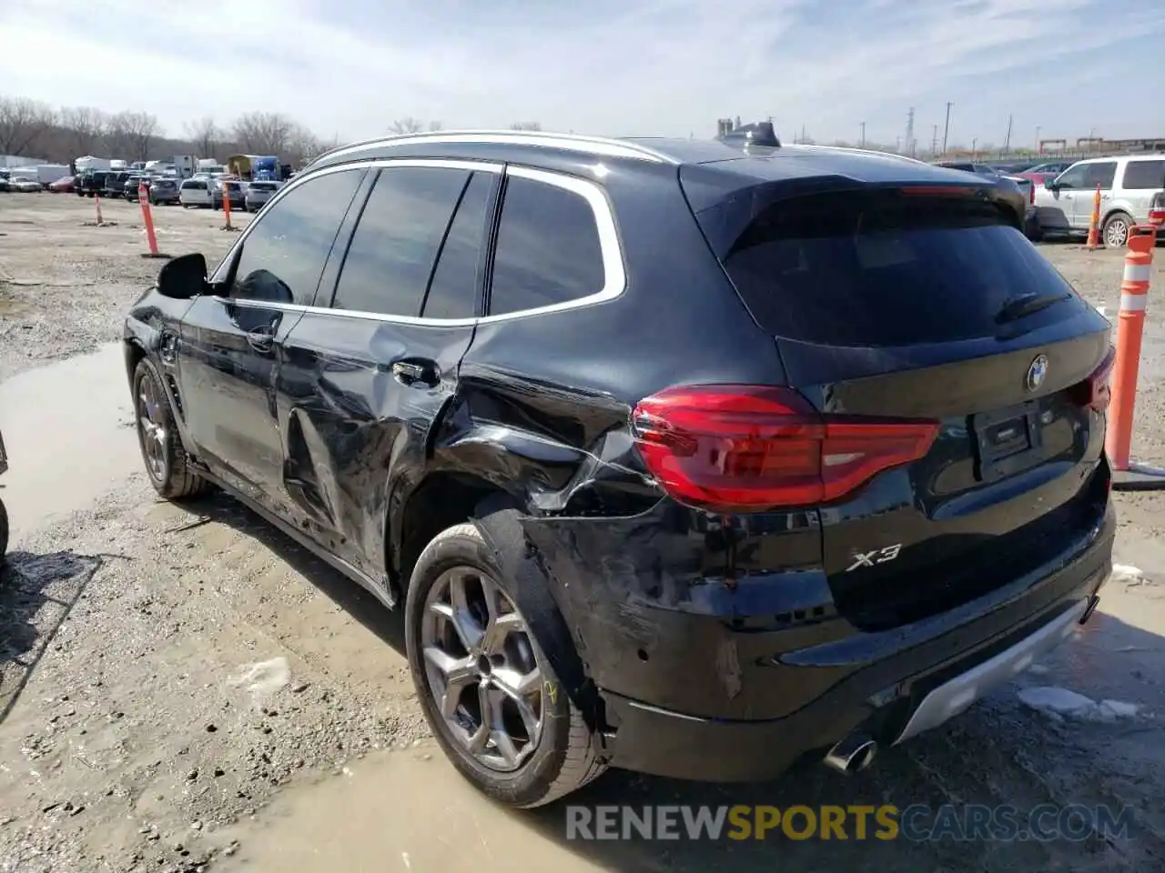 3 Photograph of a damaged car 5UXTS1C03M9H28309 BMW X3 2021