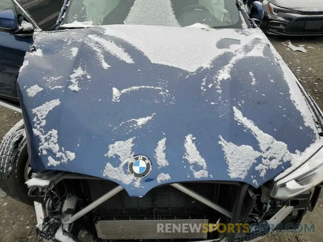 12 Photograph of a damaged car 5UXTS1C05M9G01321 BMW X3 2021