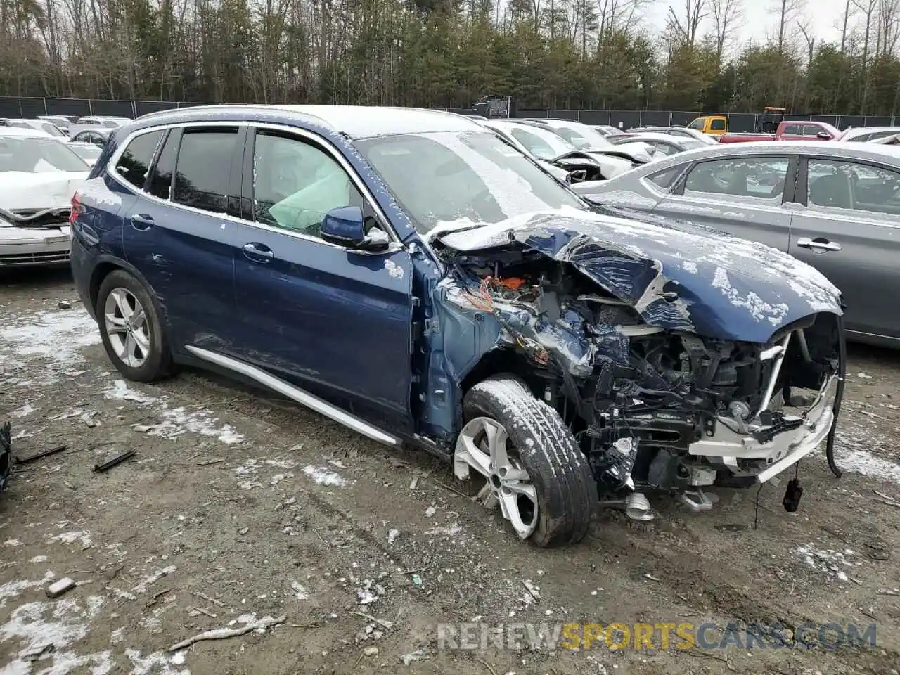 4 Photograph of a damaged car 5UXTS1C05M9G01321 BMW X3 2021
