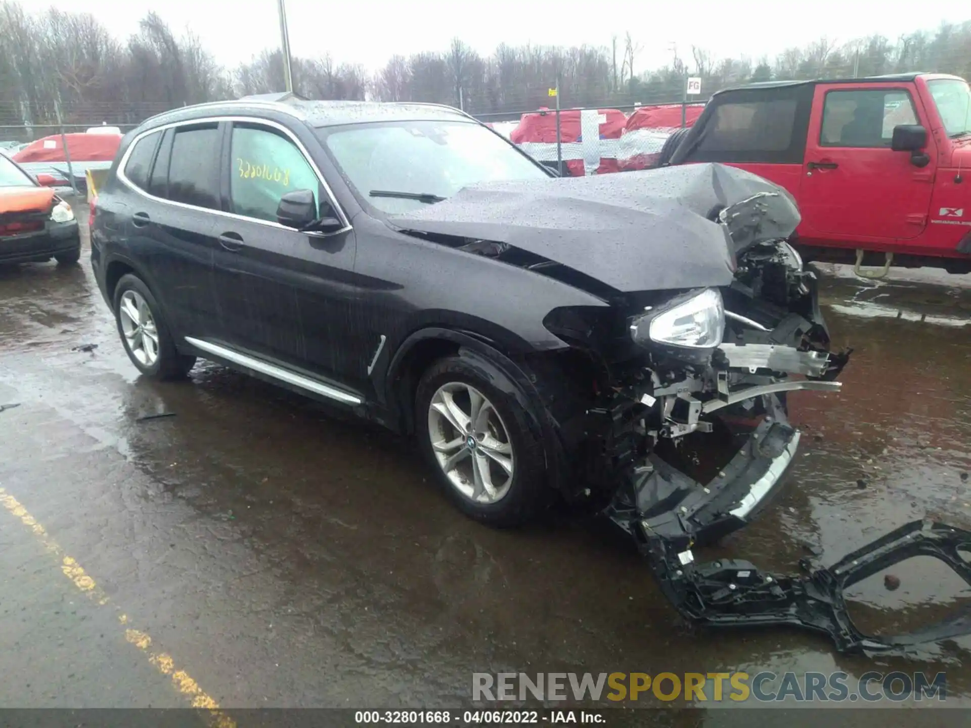 1 Photograph of a damaged car 5UXTS1C05M9H46701 BMW X3 2021