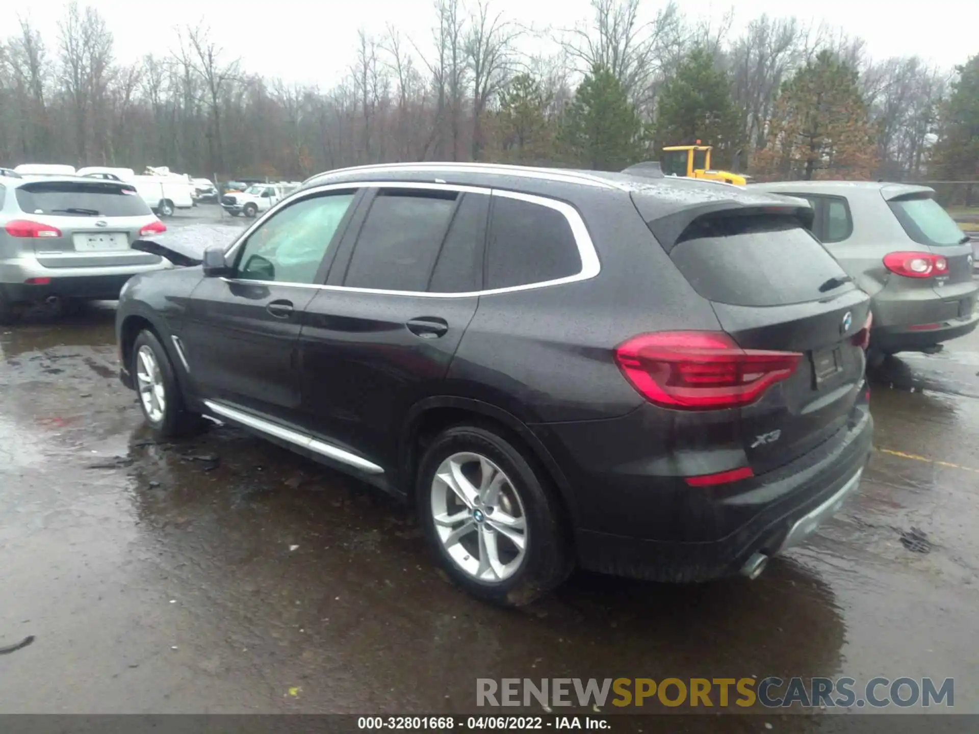 3 Photograph of a damaged car 5UXTS1C05M9H46701 BMW X3 2021