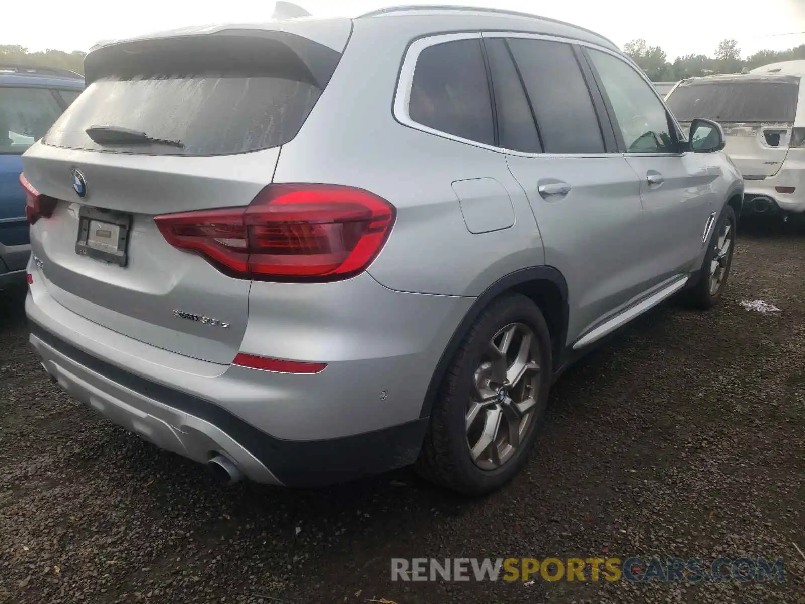 4 Фотография поврежденного автомобиля 5UXTS1C09M9E82737 BMW X3 2021