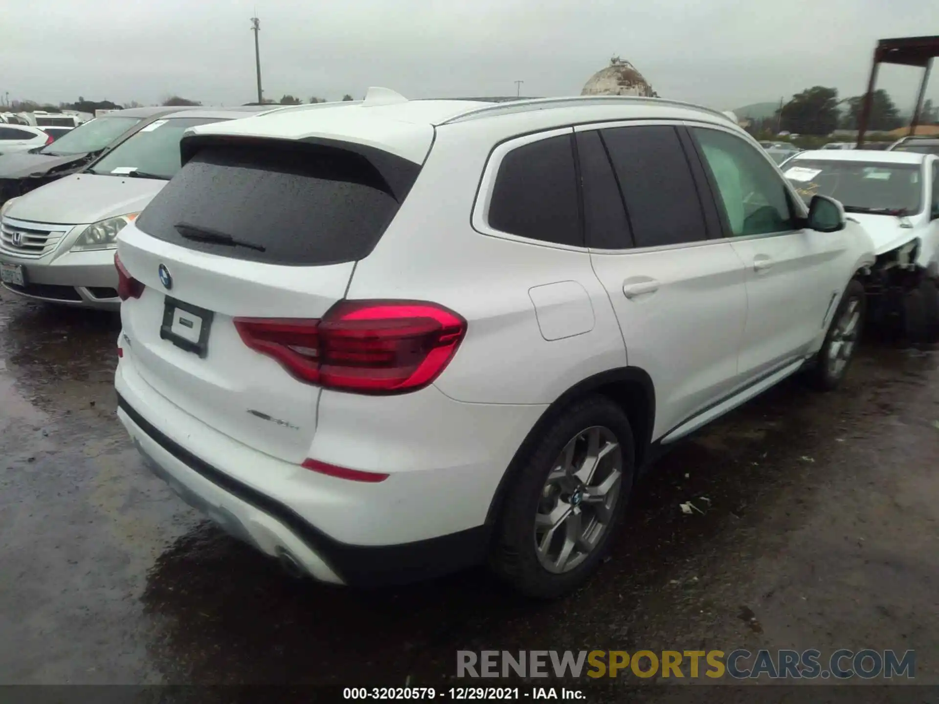 4 Фотография поврежденного автомобиля 5UXTS1C09M9H09599 BMW X3 2021