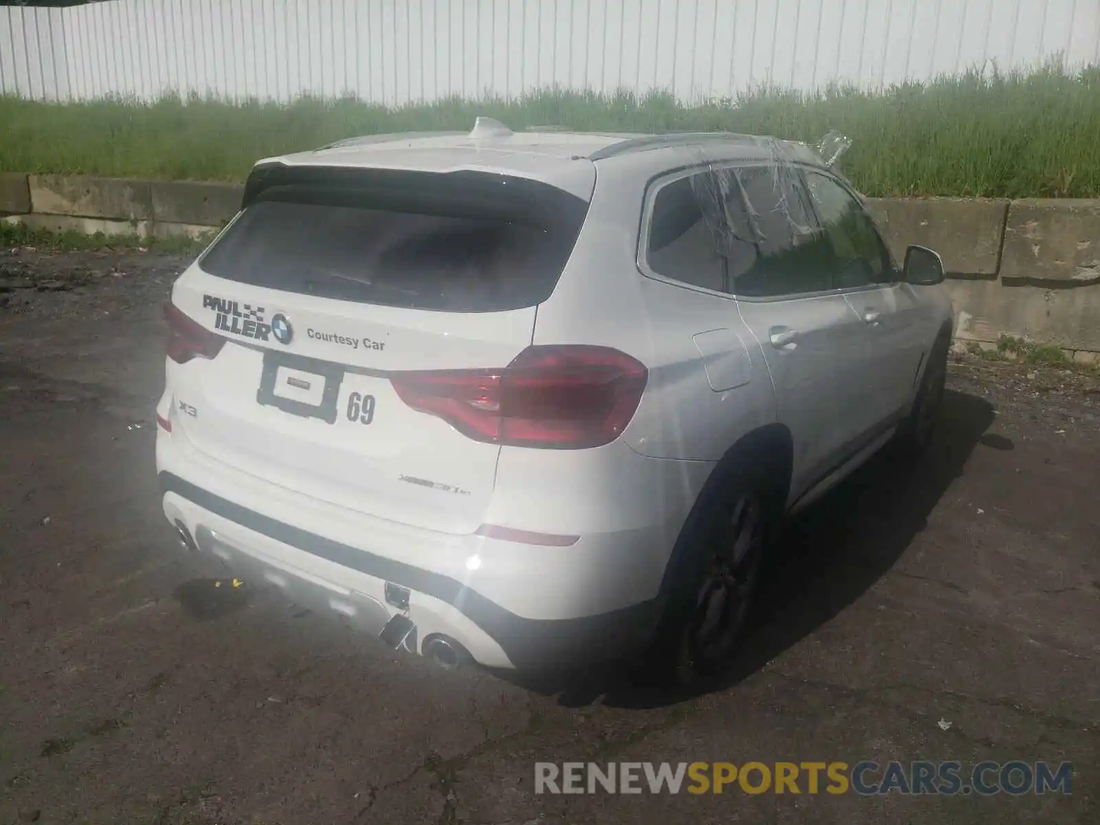 4 Фотография поврежденного автомобиля 5UXTS1C0XM9E77028 BMW X3 2021