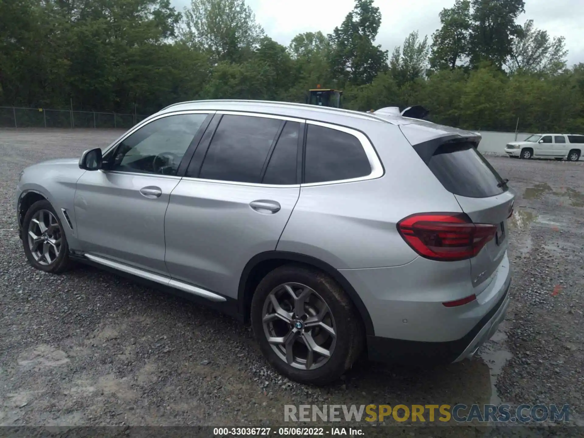 3 Photograph of a damaged car 5UXTY3C00M9E20329 BMW X3 2021