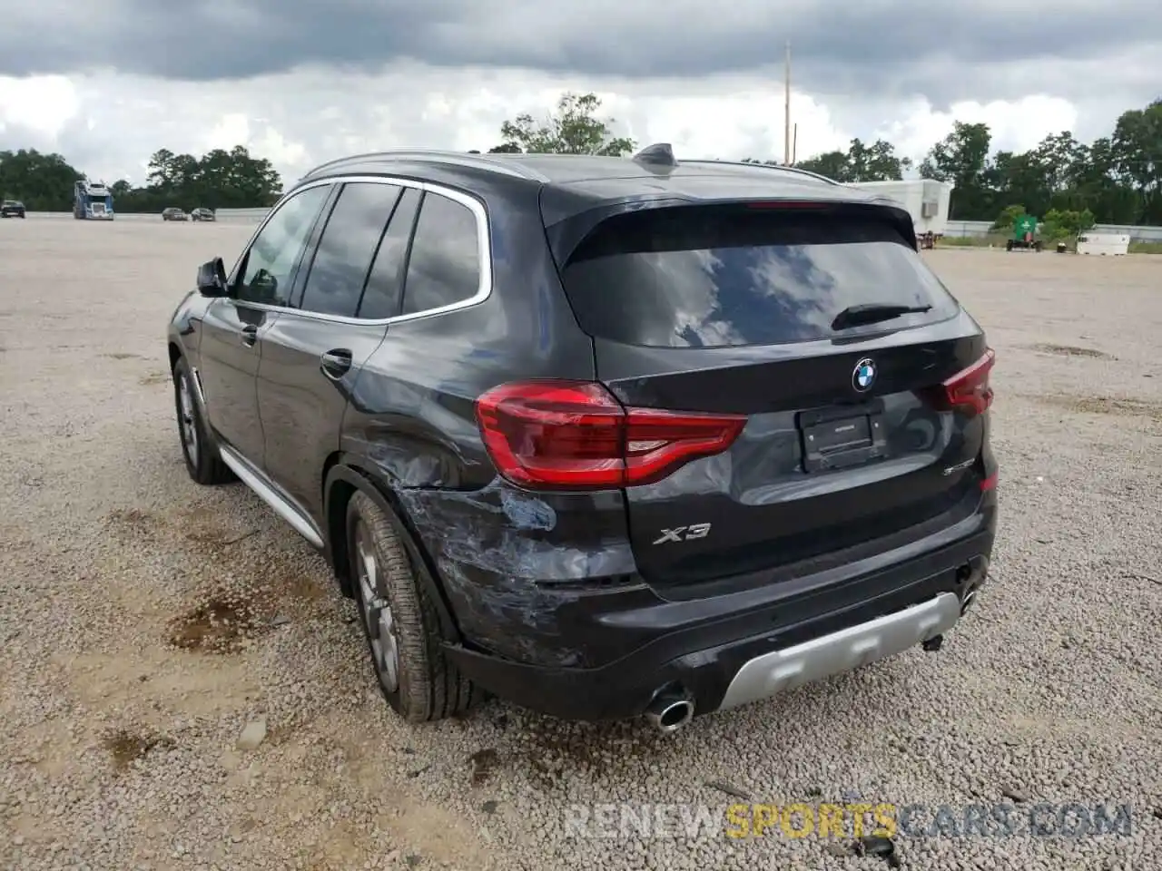 3 Photograph of a damaged car 5UXTY3C00M9E94544 BMW X3 2021