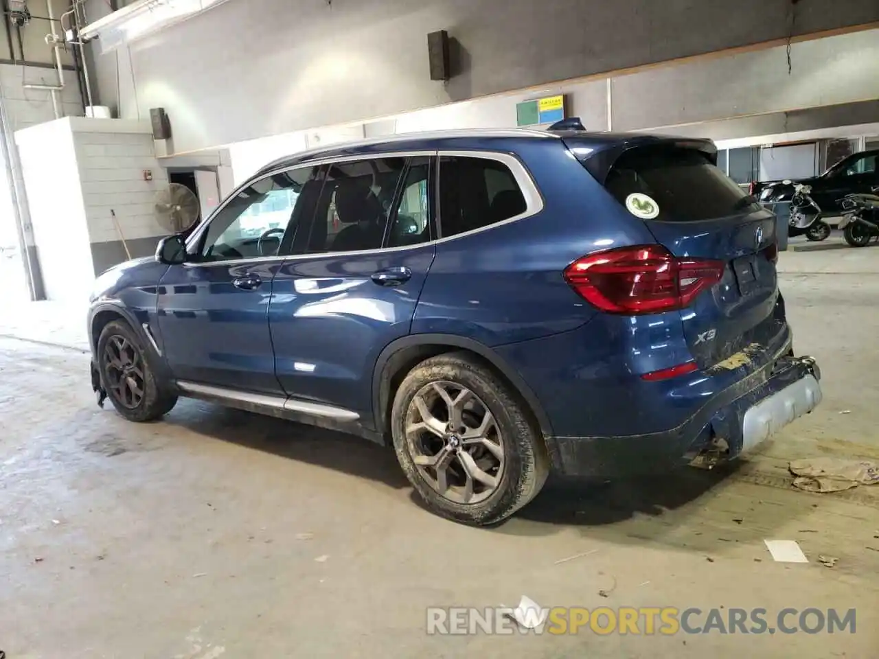 2 Фотография поврежденного автомобиля 5UXTY3C00M9H77476 BMW X3 2021