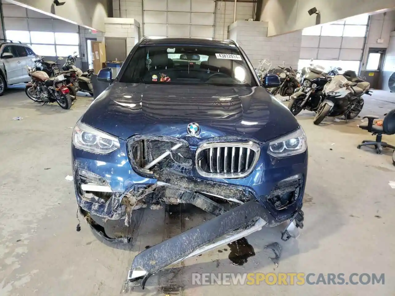 5 Photograph of a damaged car 5UXTY3C00M9H77476 BMW X3 2021