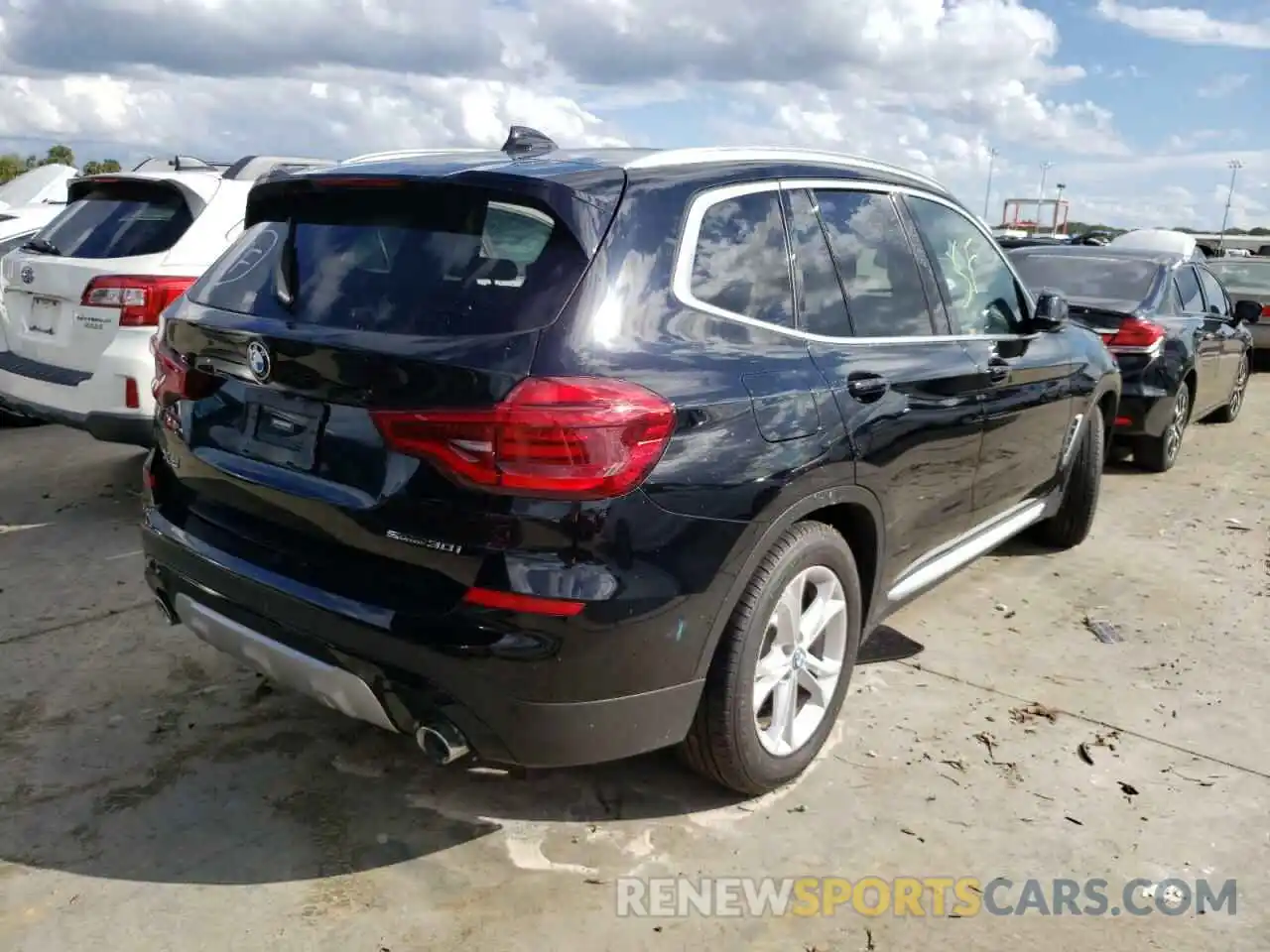 4 Photograph of a damaged car 5UXTY3C00M9H96853 BMW X3 2021