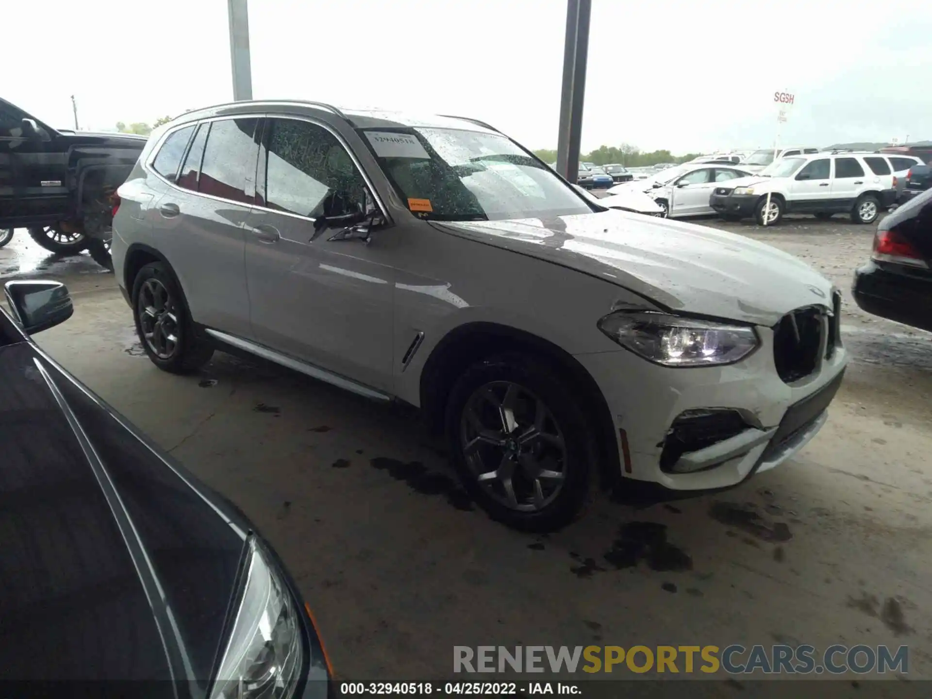 1 Photograph of a damaged car 5UXTY3C01M9E82791 BMW X3 2021