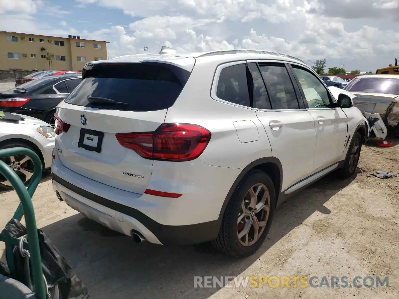 4 Фотография поврежденного автомобиля 5UXTY3C02M9F13577 BMW X3 2021