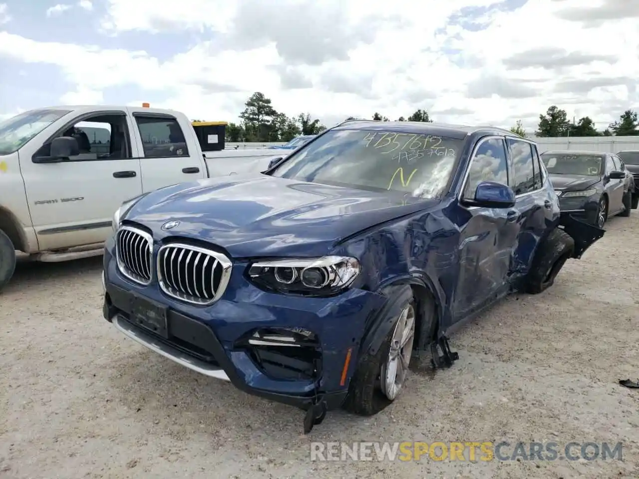 2 Photograph of a damaged car 5UXTY3C04M9E65600 BMW X3 2021