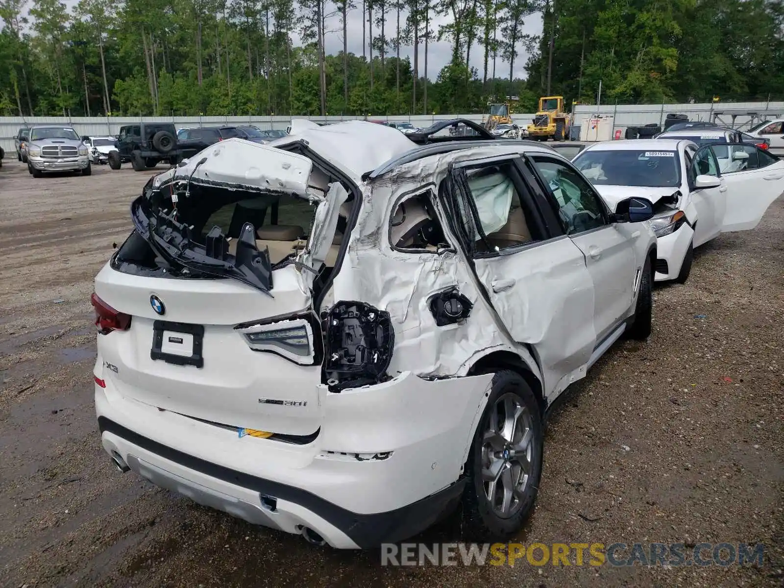 9 Photograph of a damaged car 5UXTY3C04M9E67363 BMW X3 2021