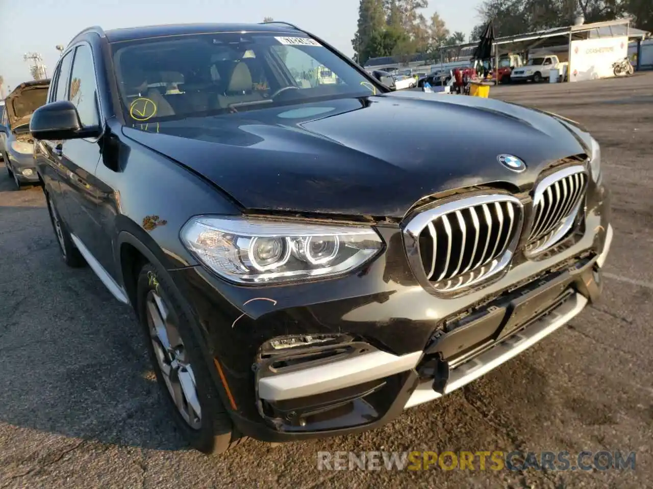 1 Photograph of a damaged car 5UXTY3C04M9F57743 BMW X3 2021