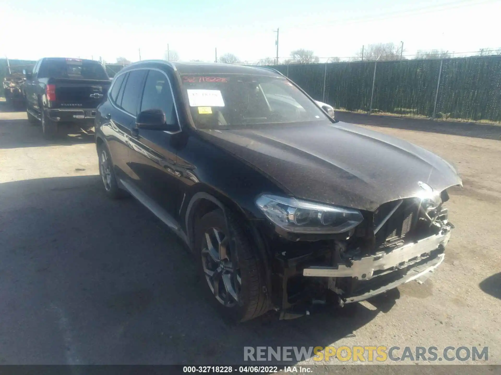 1 Photograph of a damaged car 5UXTY3C04M9F61209 BMW X3 2021