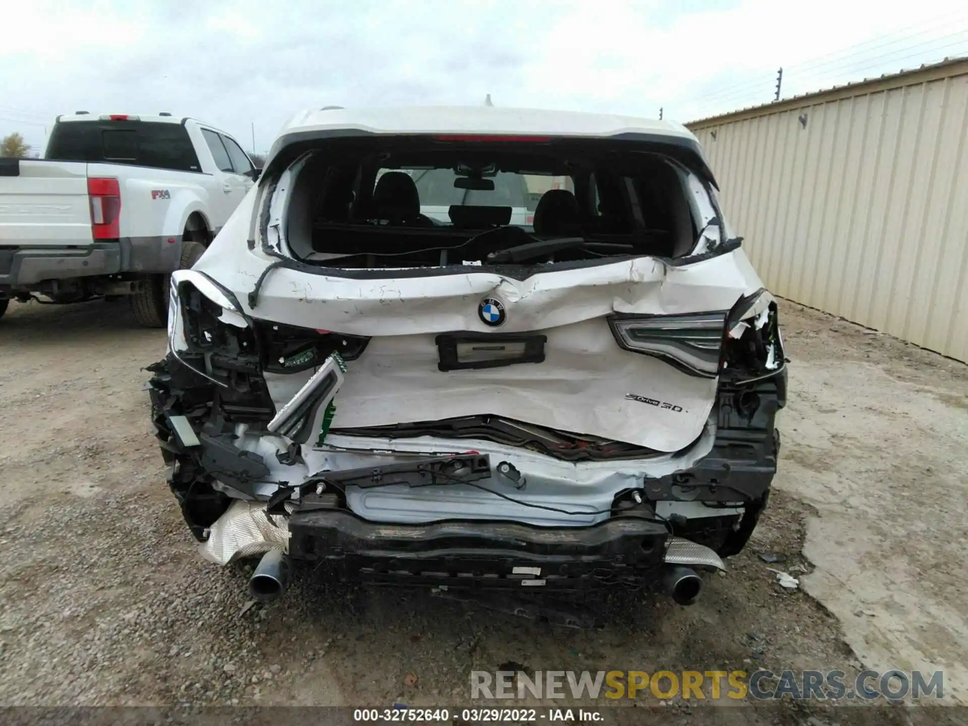 6 Photograph of a damaged car 5UXTY3C04M9F71612 BMW X3 2021