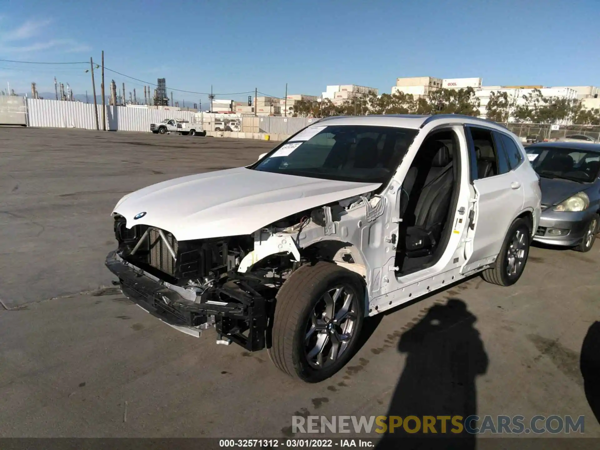 6 Photograph of a damaged car 5UXTY3C04M9F82688 BMW X3 2021