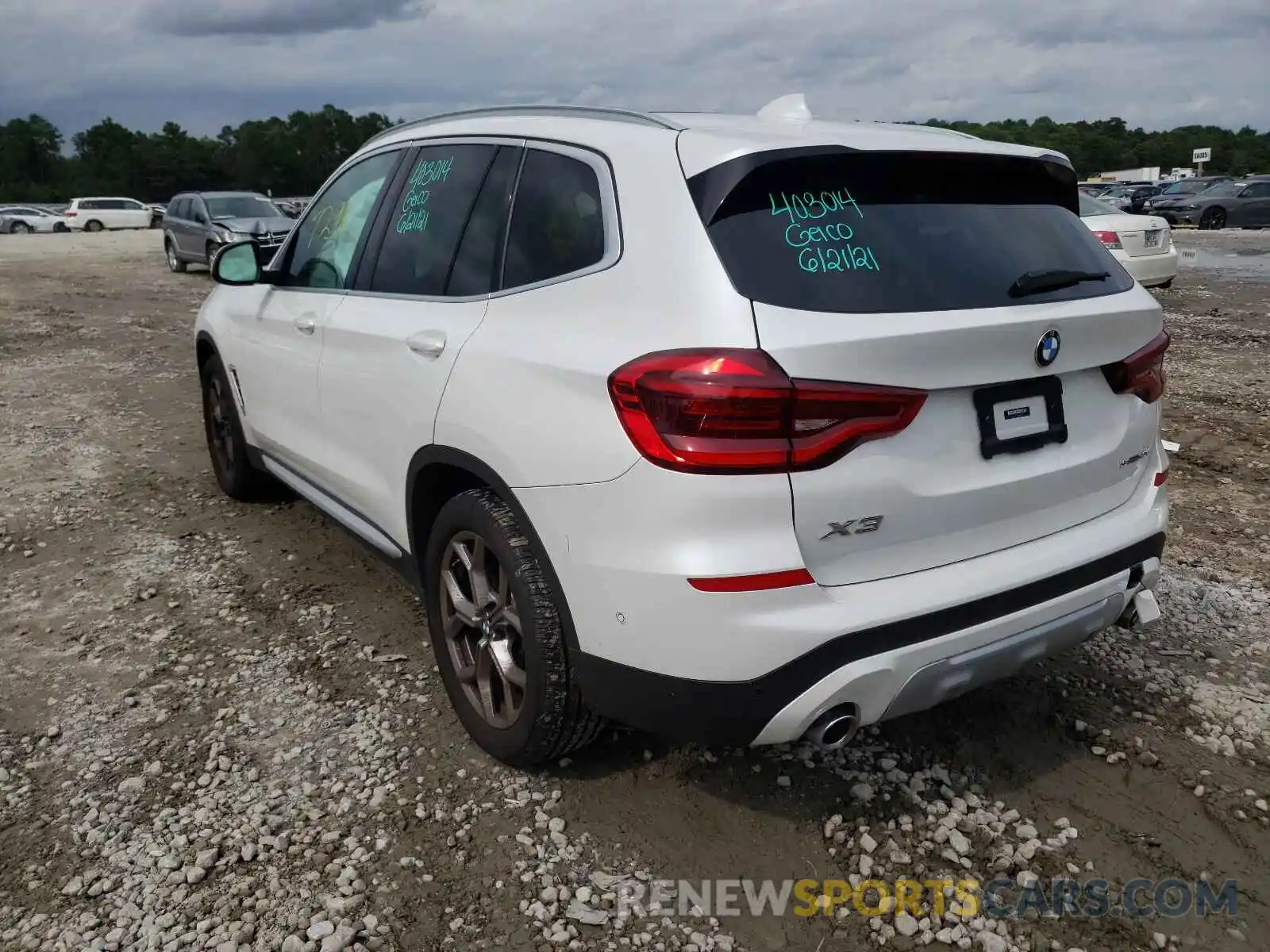 3 Photograph of a damaged car 5UXTY3C05M9D87571 BMW X3 2021