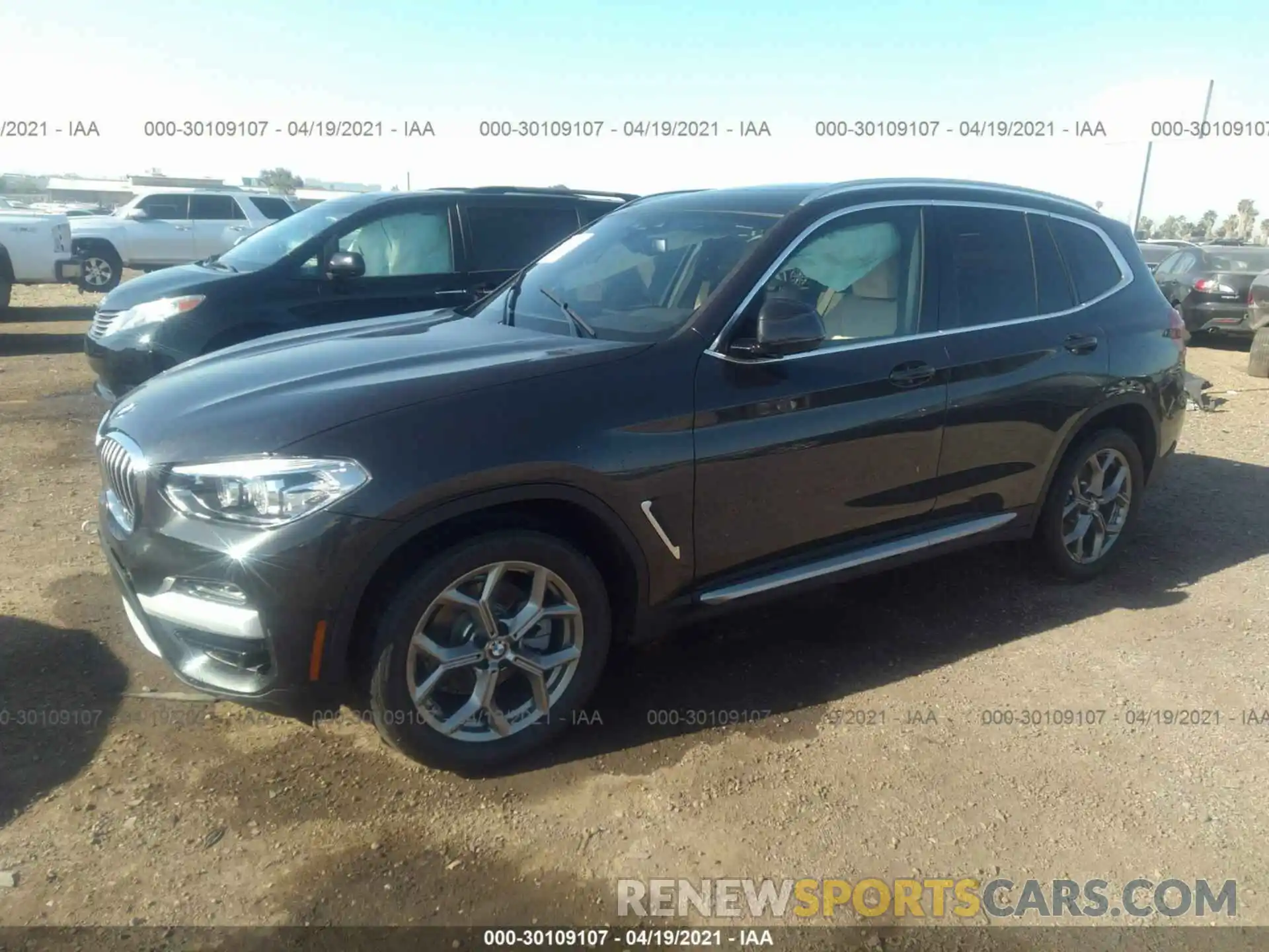 2 Photograph of a damaged car 5UXTY3C05M9F71750 BMW X3 2021