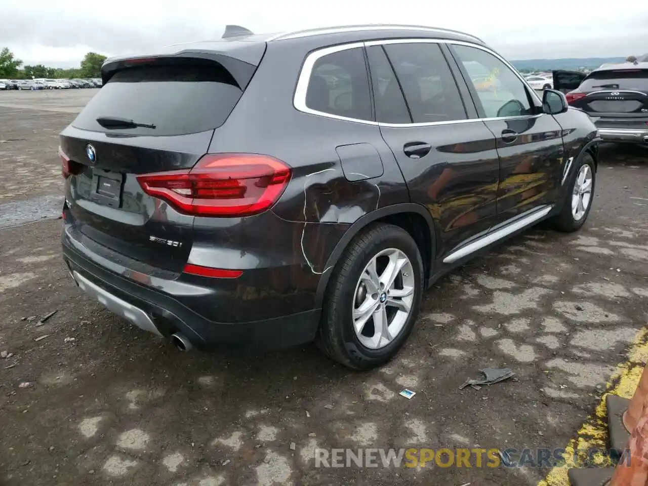 4 Фотография поврежденного автомобиля 5UXTY3C05M9H76338 BMW X3 2021