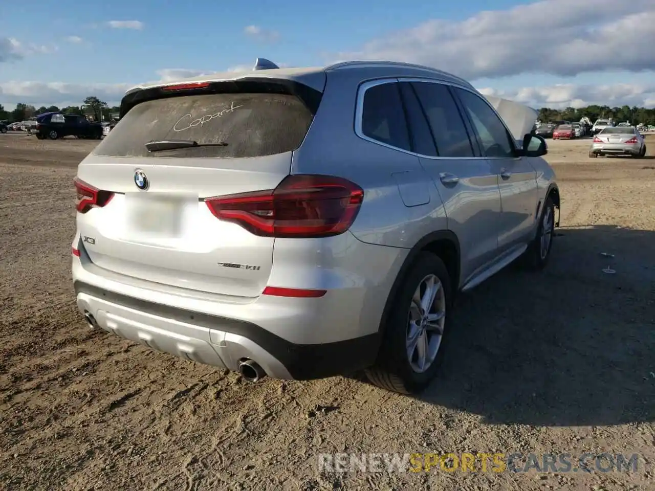 4 Photograph of a damaged car 5UXTY3C05M9H96816 BMW X3 2021