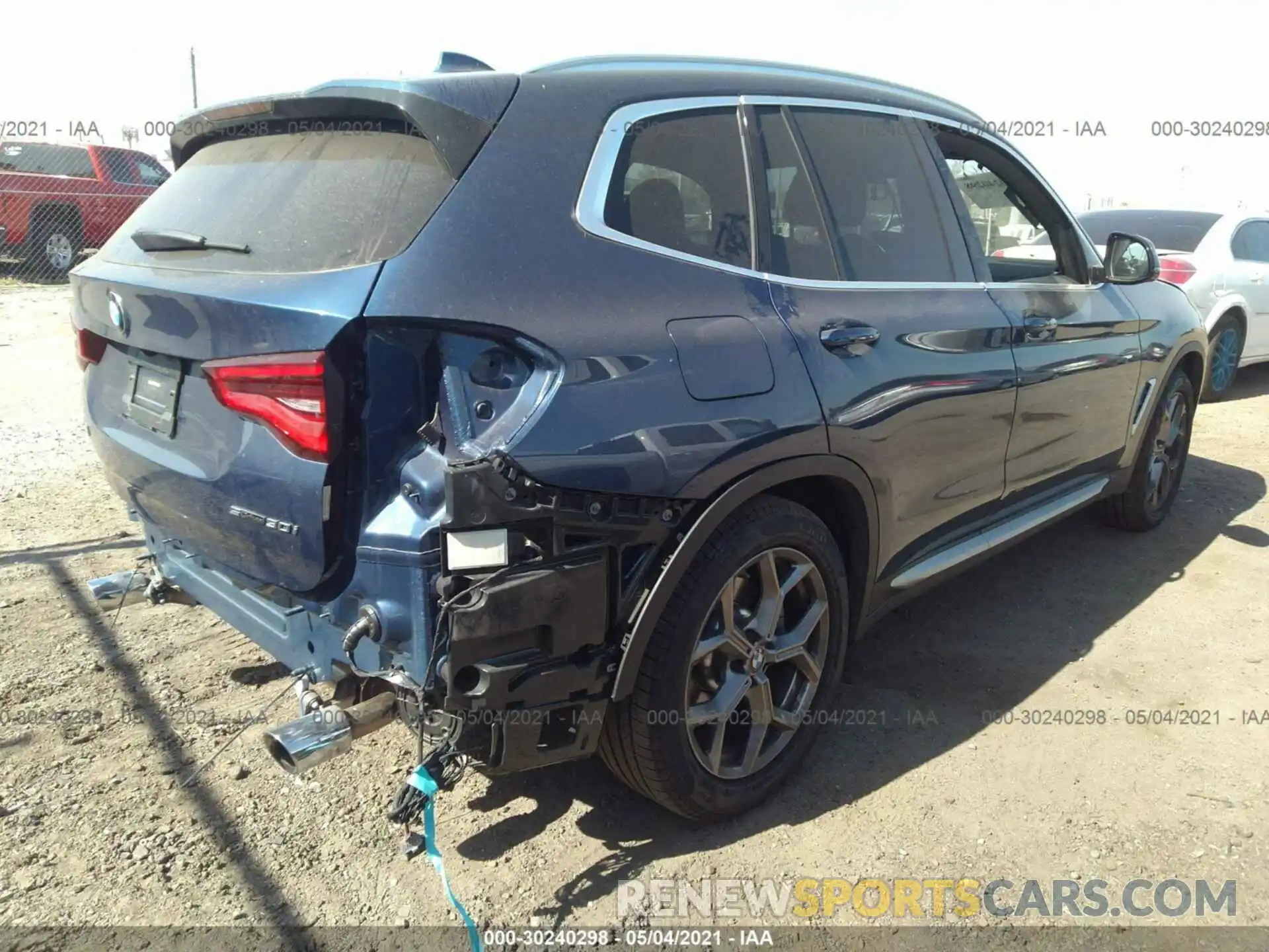 4 Photograph of a damaged car 5UXTY3C06M9F18409 BMW X3 2021