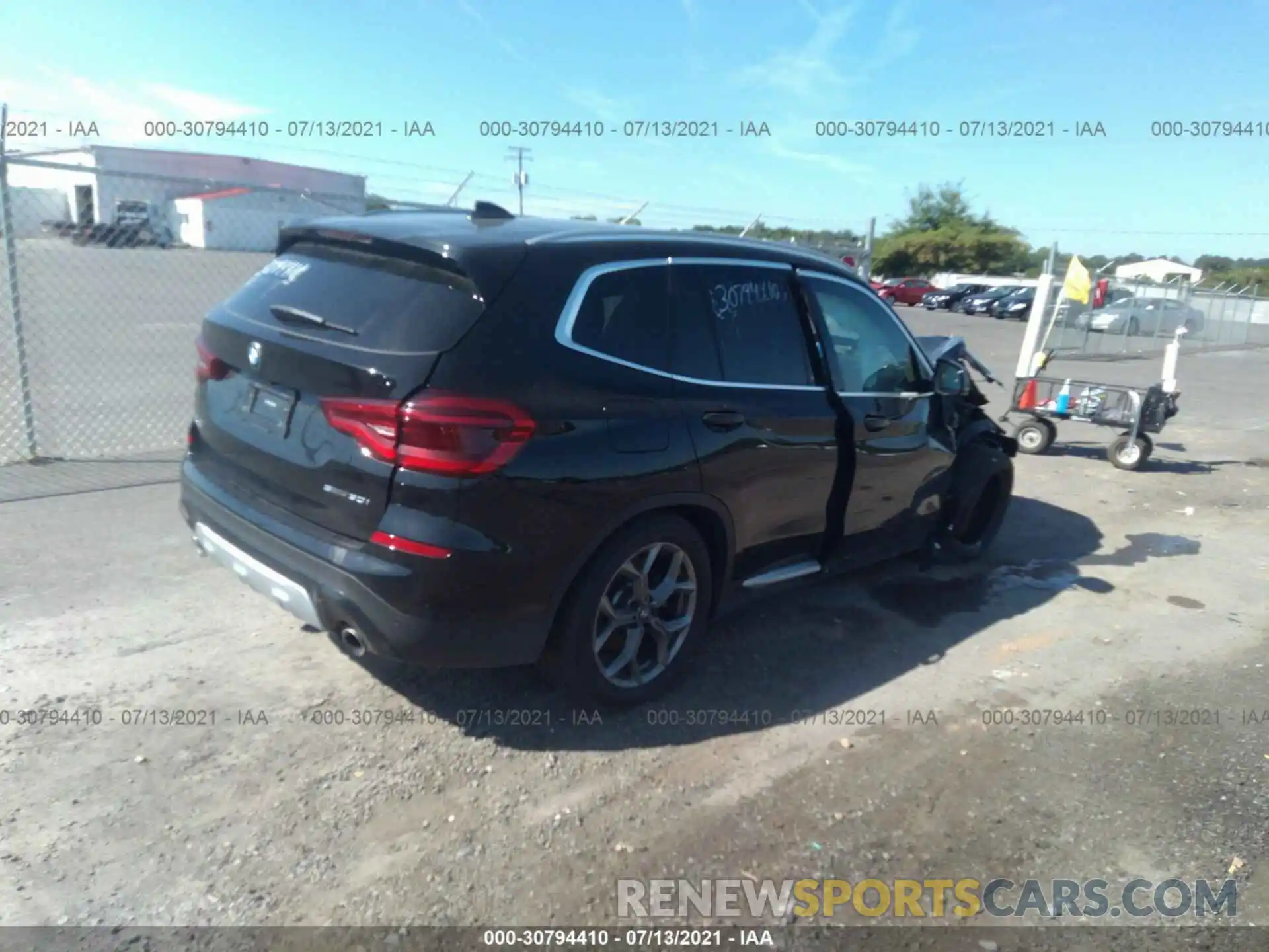 4 Фотография поврежденного автомобиля 5UXTY3C06M9F20340 BMW X3 2021