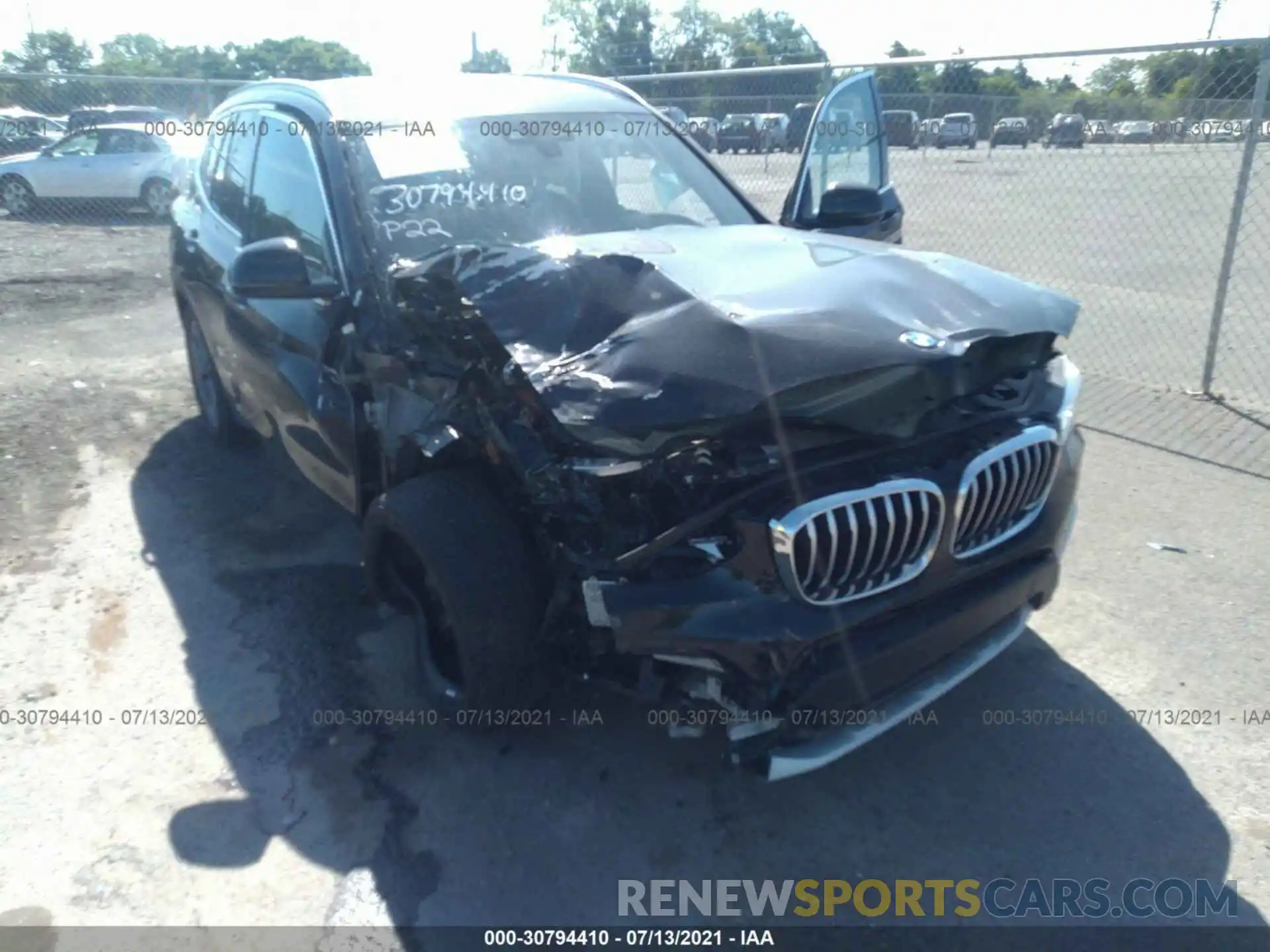 6 Photograph of a damaged car 5UXTY3C06M9F20340 BMW X3 2021