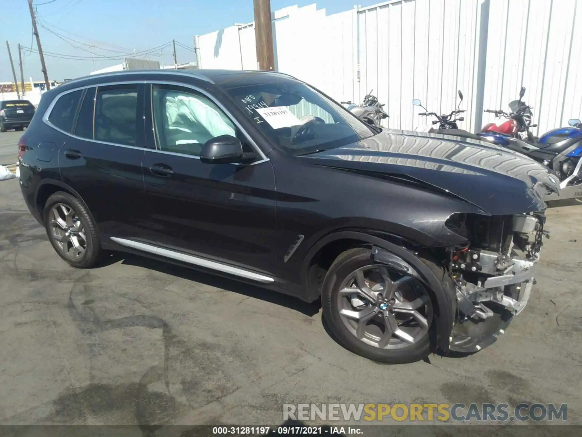 1 Photograph of a damaged car 5UXTY3C06M9G11639 BMW X3 2021