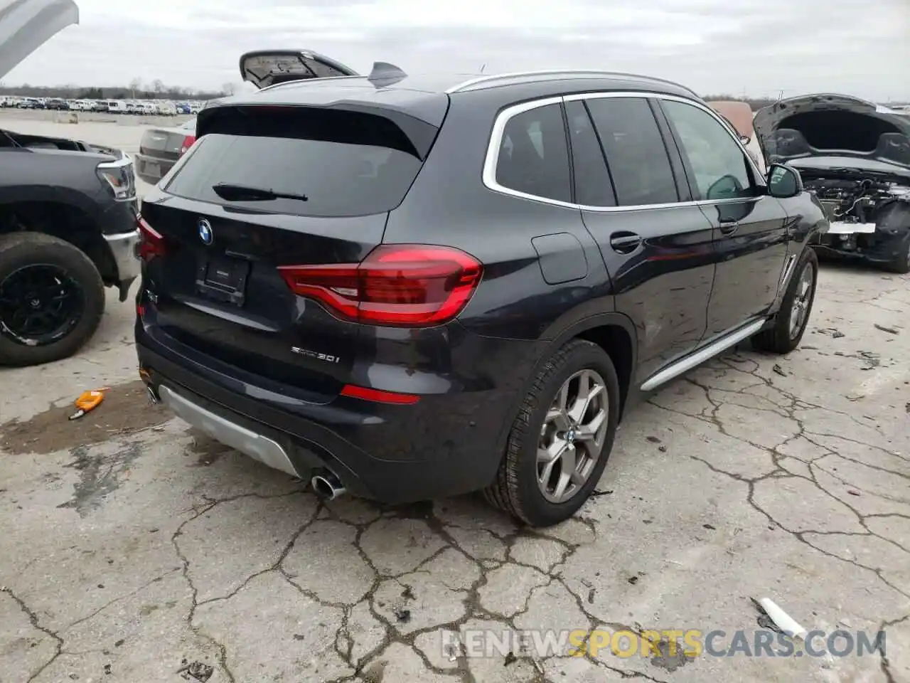 4 Фотография поврежденного автомобиля 5UXTY3C06M9G47363 BMW X3 2021