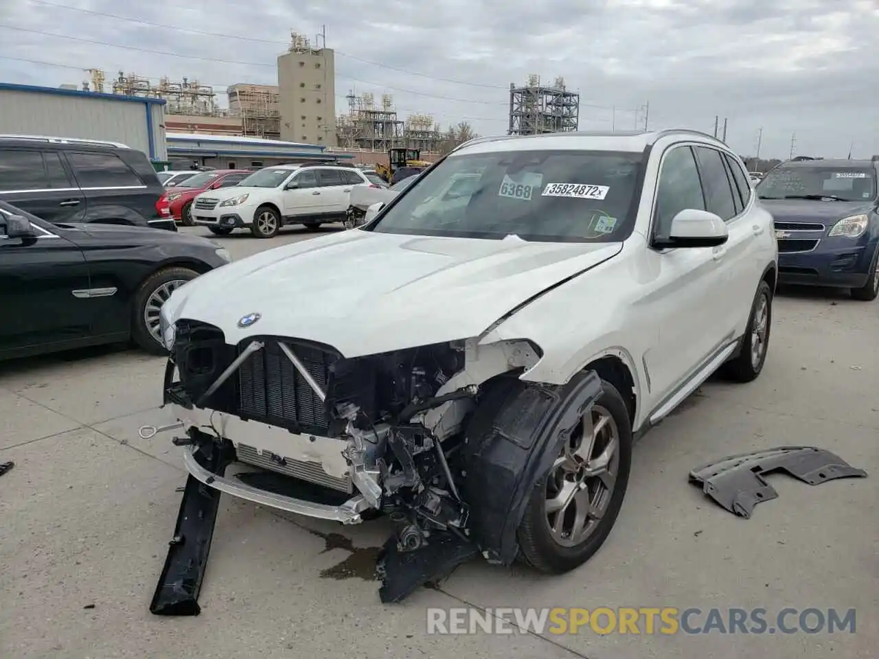 2 Photograph of a damaged car 5UXTY3C06M9G75938 BMW X3 2021