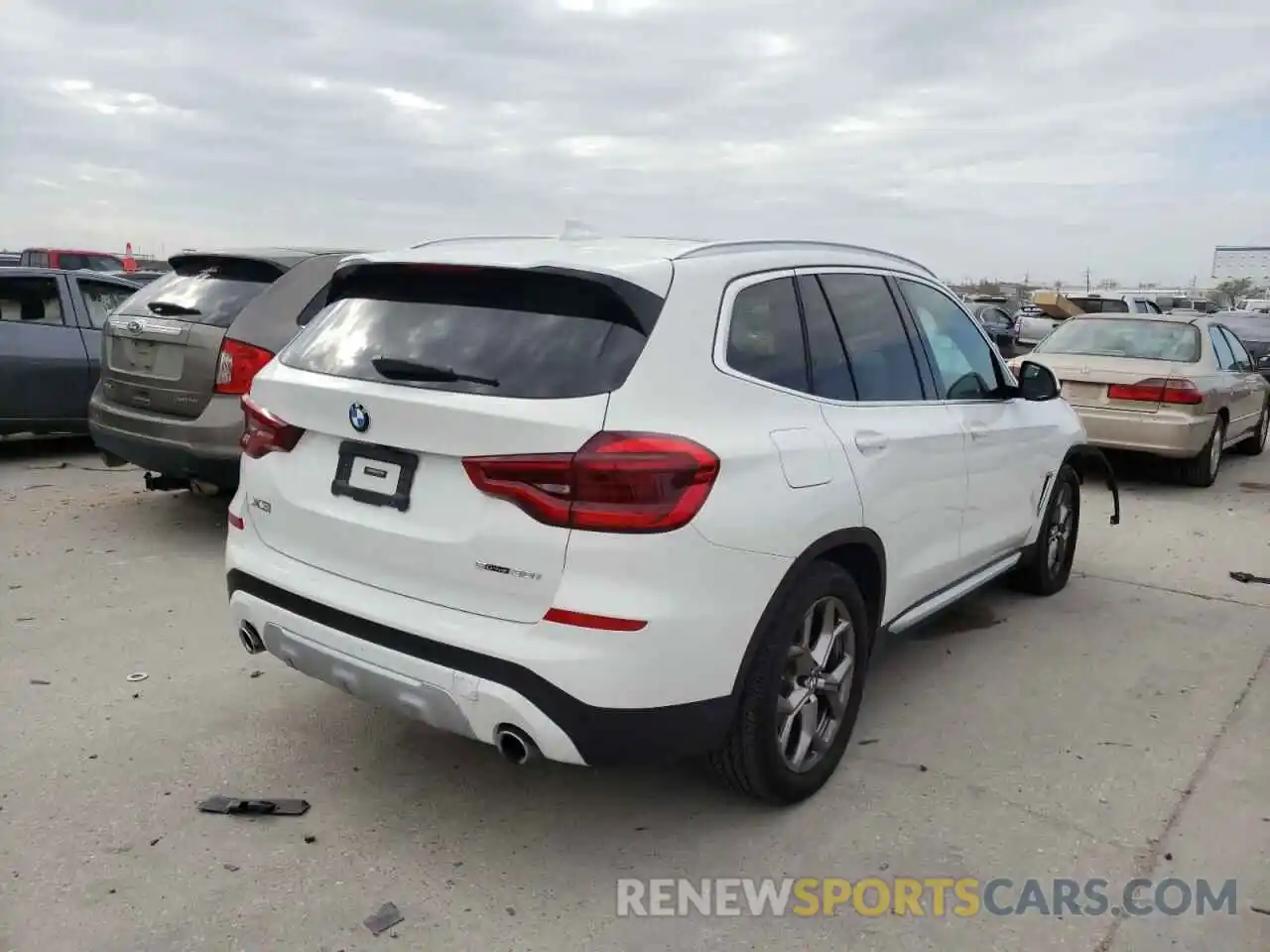 4 Фотография поврежденного автомобиля 5UXTY3C06M9G75938 BMW X3 2021