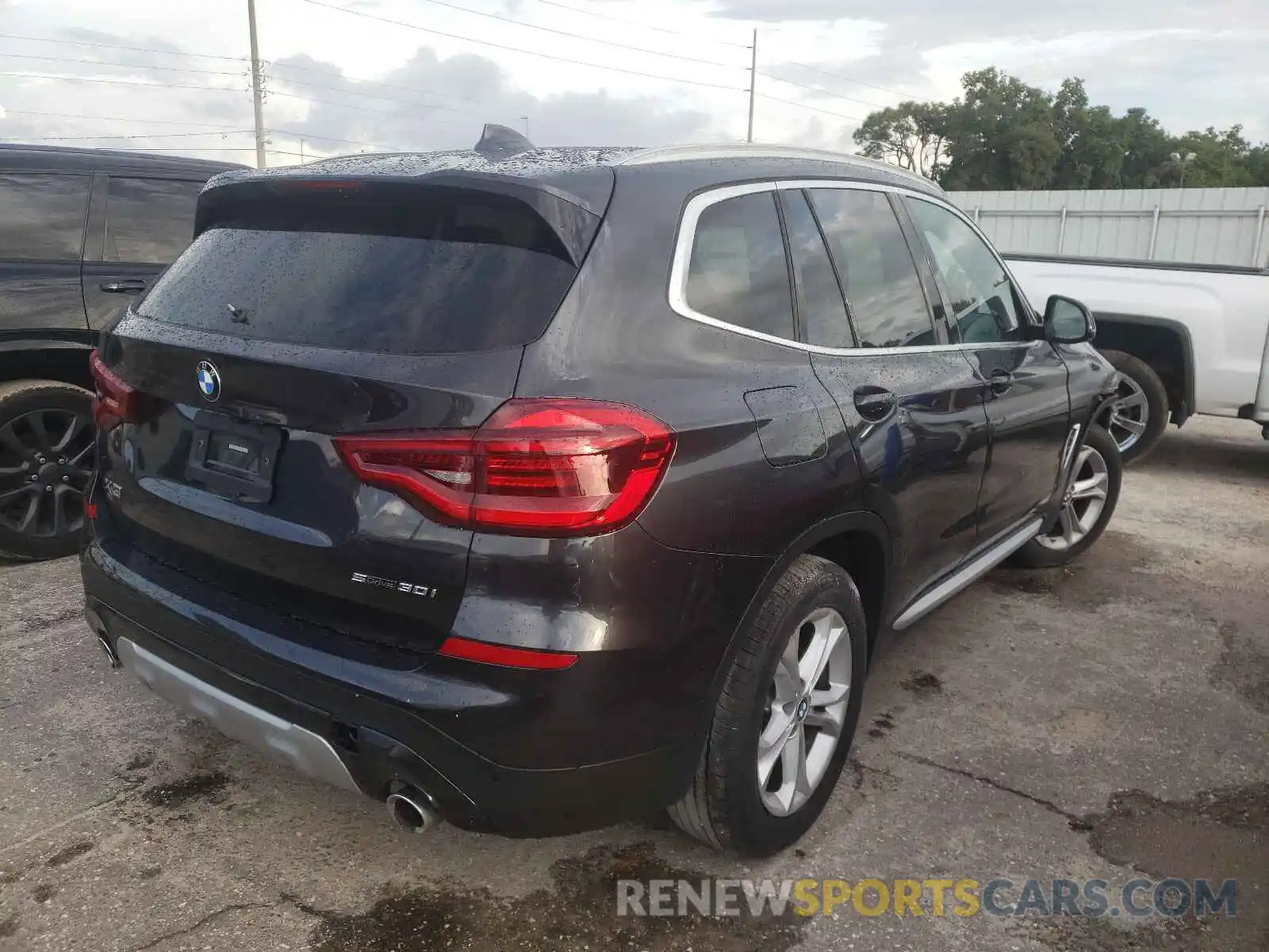 4 Фотография поврежденного автомобиля 5UXTY3C06M9H75814 BMW X3 2021