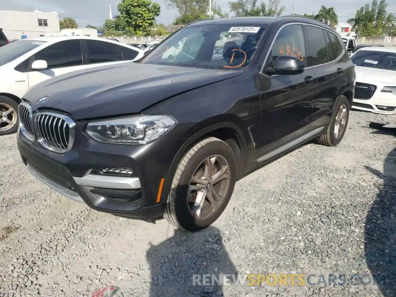 2 Photograph of a damaged car 5UXTY3C06M9H76042 BMW X3 2021