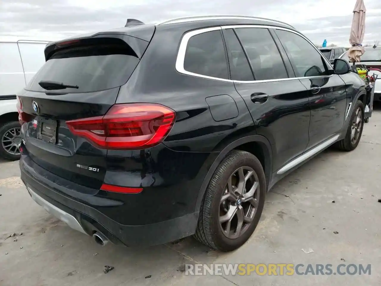 4 Фотография поврежденного автомобиля 5UXTY3C07M9E00370 BMW X3 2021