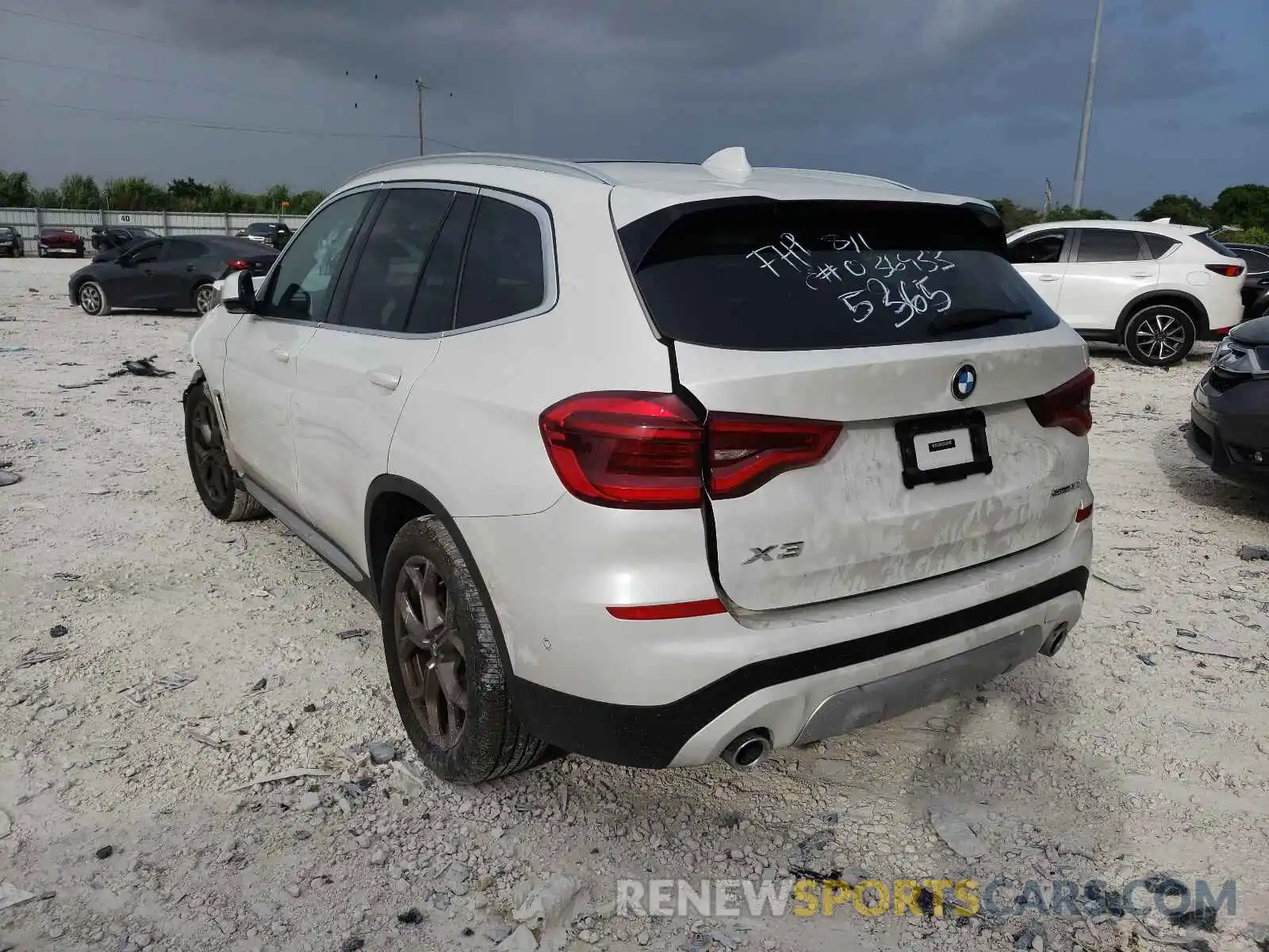 3 Photograph of a damaged car 5UXTY3C07M9E25365 BMW X3 2021