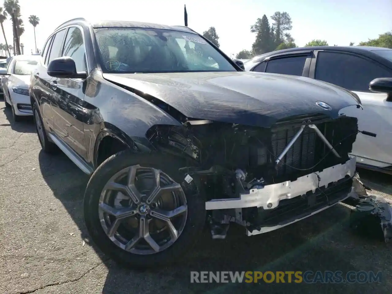 1 Photograph of a damaged car 5UXTY3C07M9E30095 BMW X3 2021