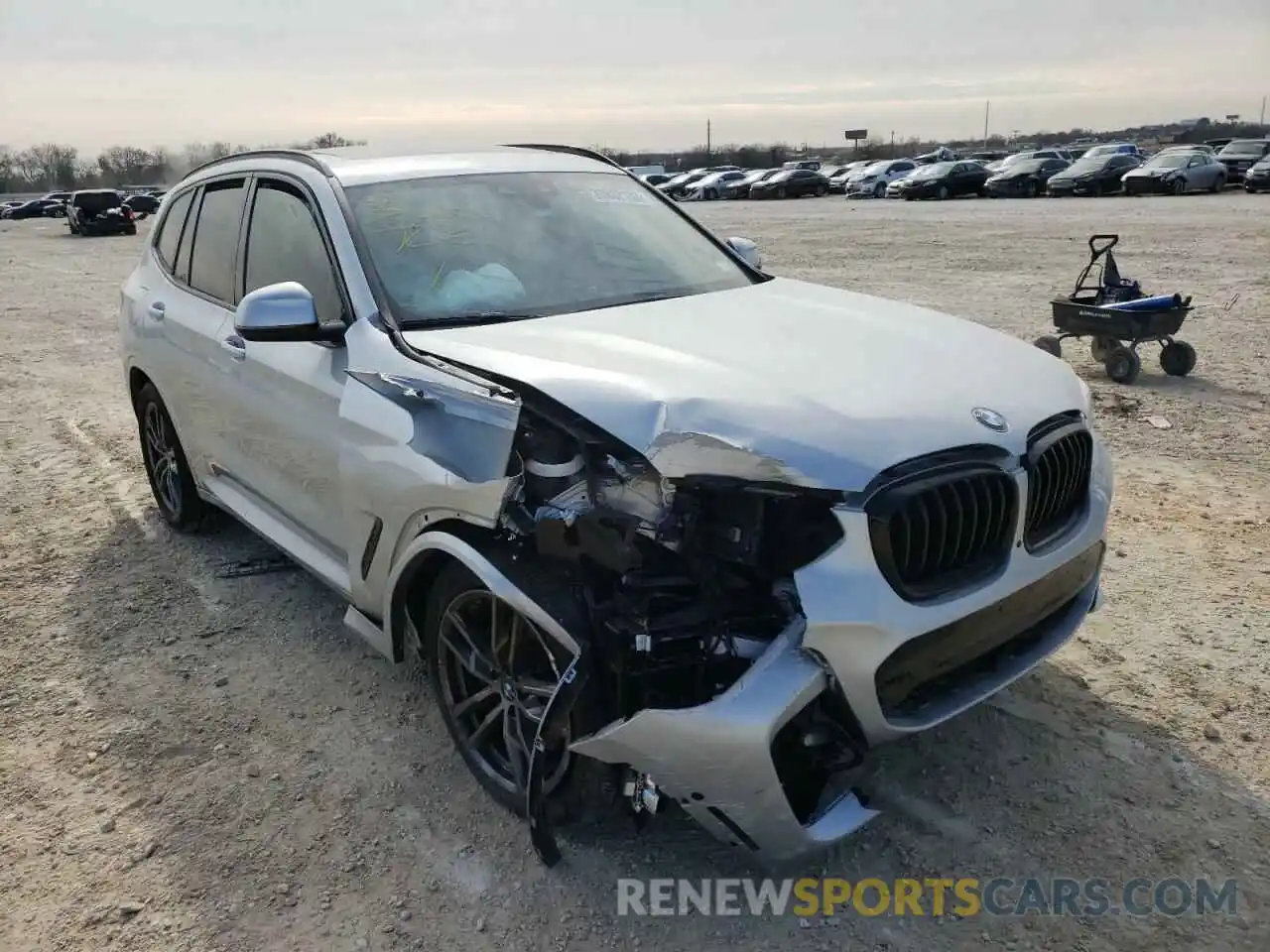 1 Photograph of a damaged car 5UXTY3C07M9F21545 BMW X3 2021