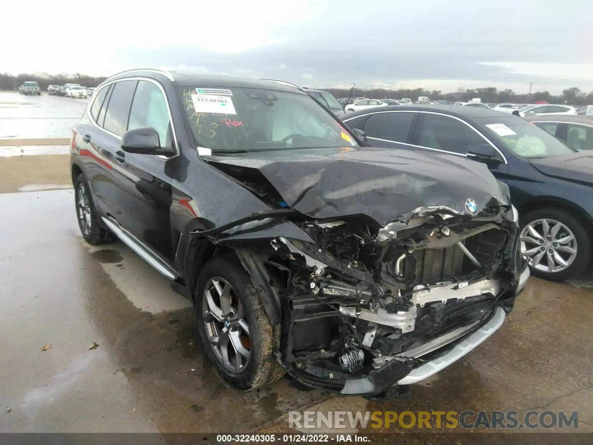 1 Photograph of a damaged car 5UXTY3C07M9F68574 BMW X3 2021