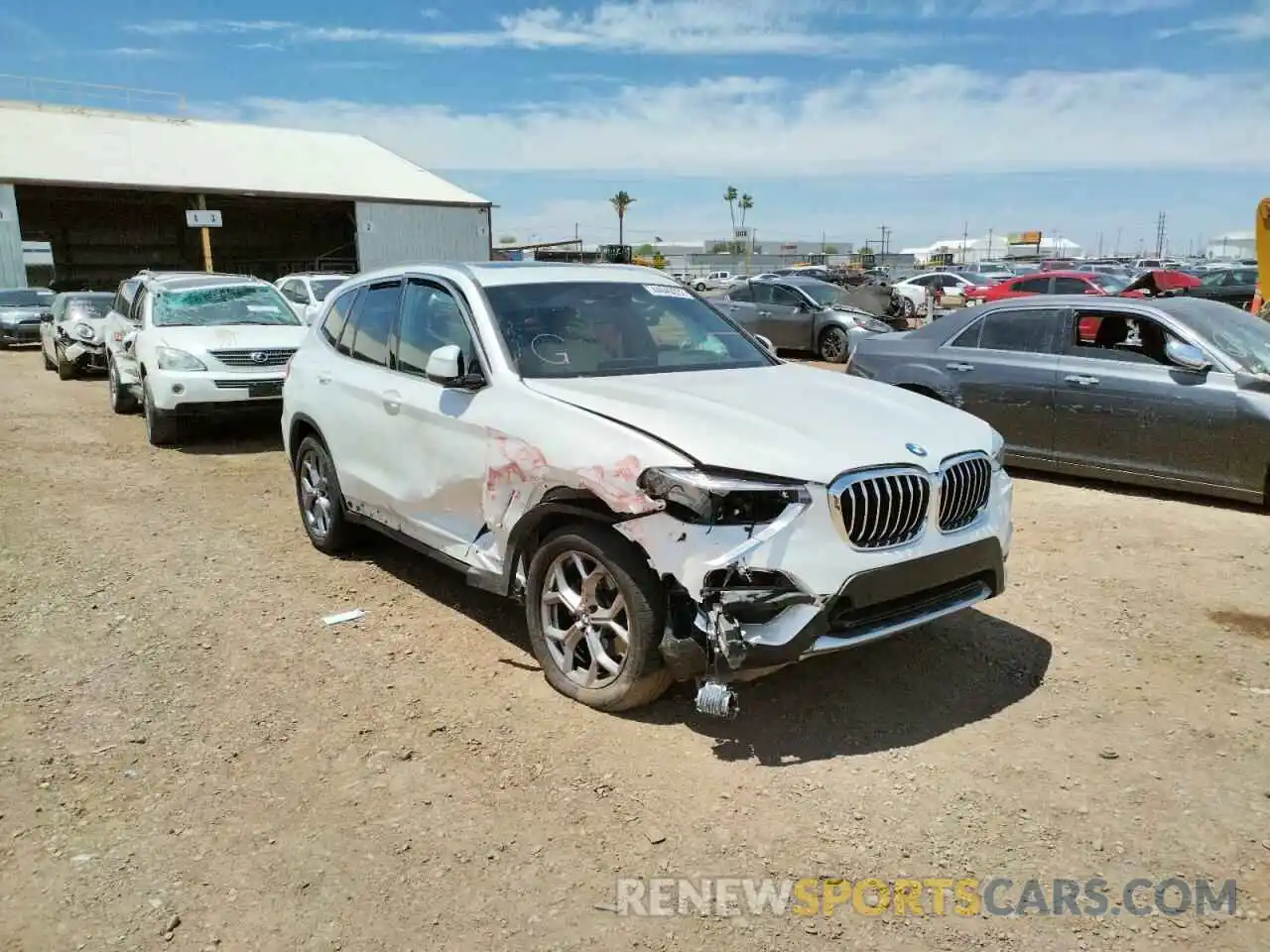 1 Photograph of a damaged car 5UXTY3C07M9H20689 BMW X3 2021