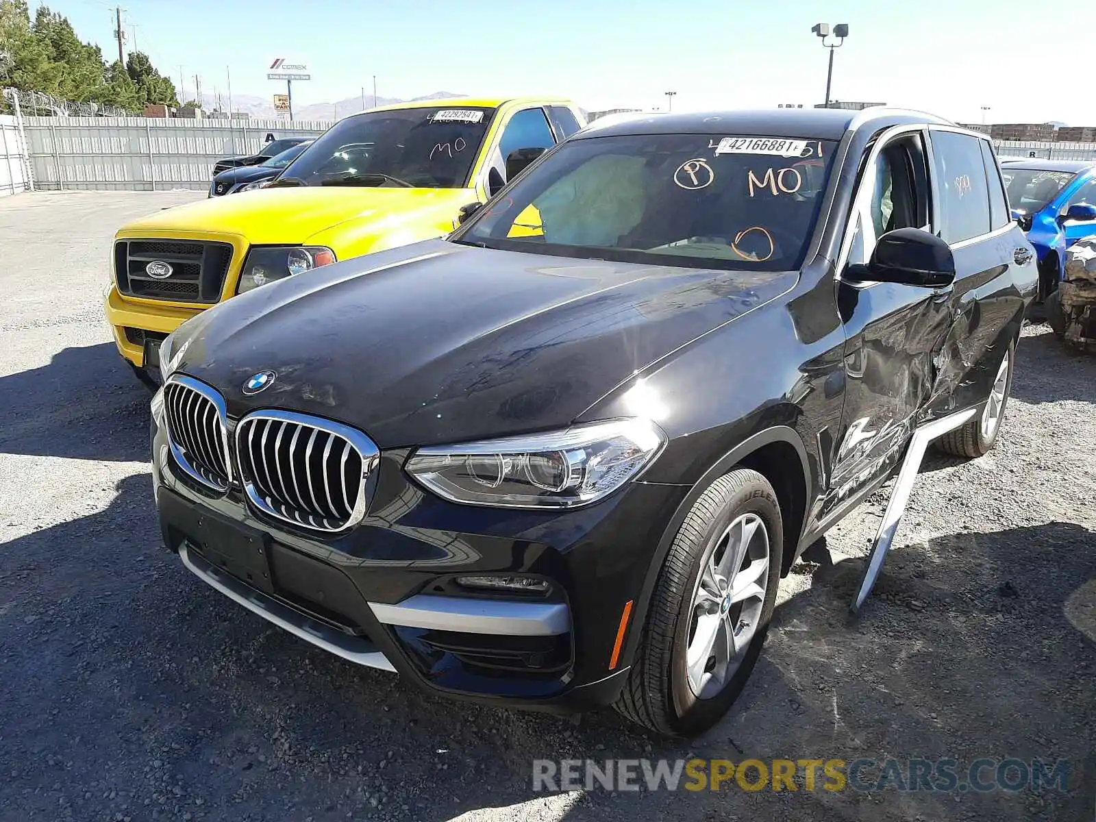 2 Photograph of a damaged car 5UXTY3C08M9D92294 BMW X3 2021