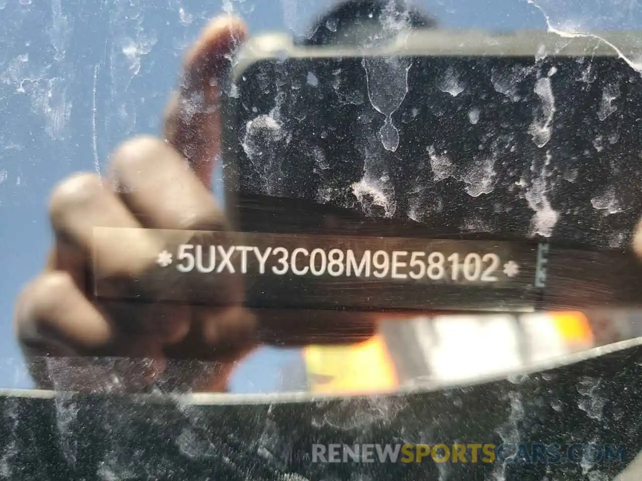 13 Photograph of a damaged car 5UXTY3C08M9E58102 BMW X3 2021