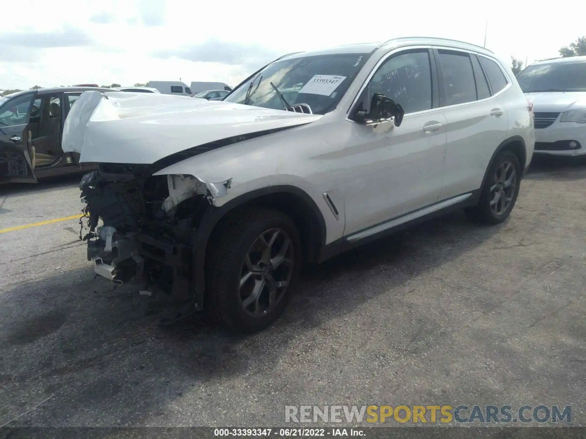 2 Photograph of a damaged car 5UXTY3C08M9E85557 BMW X3 2021