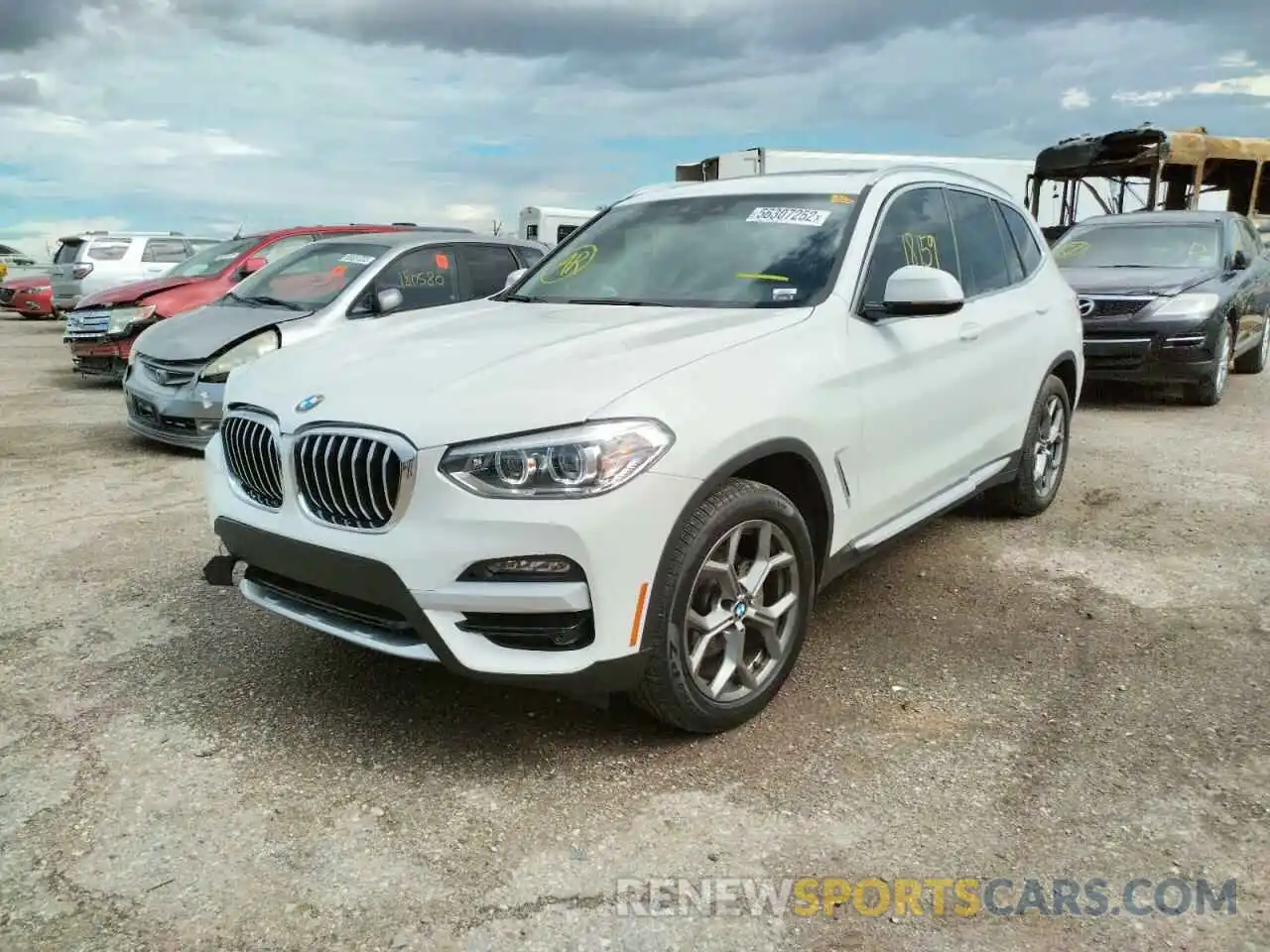 2 Photograph of a damaged car 5UXTY3C08M9E99748 BMW X3 2021