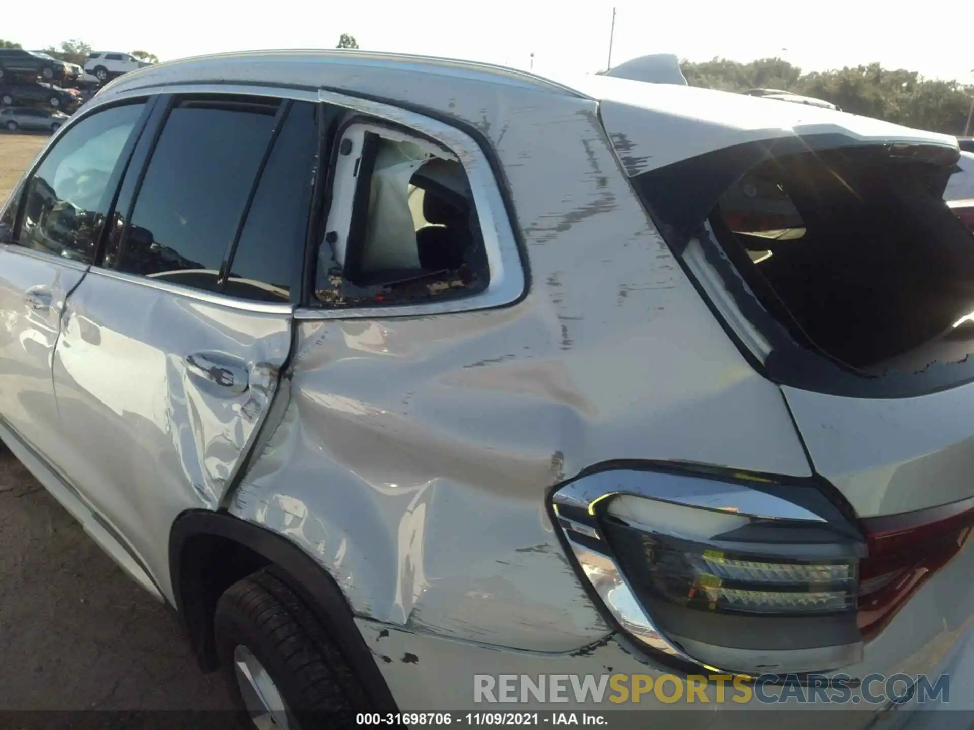 6 Photograph of a damaged car 5UXTY3C08M9G09746 BMW X3 2021