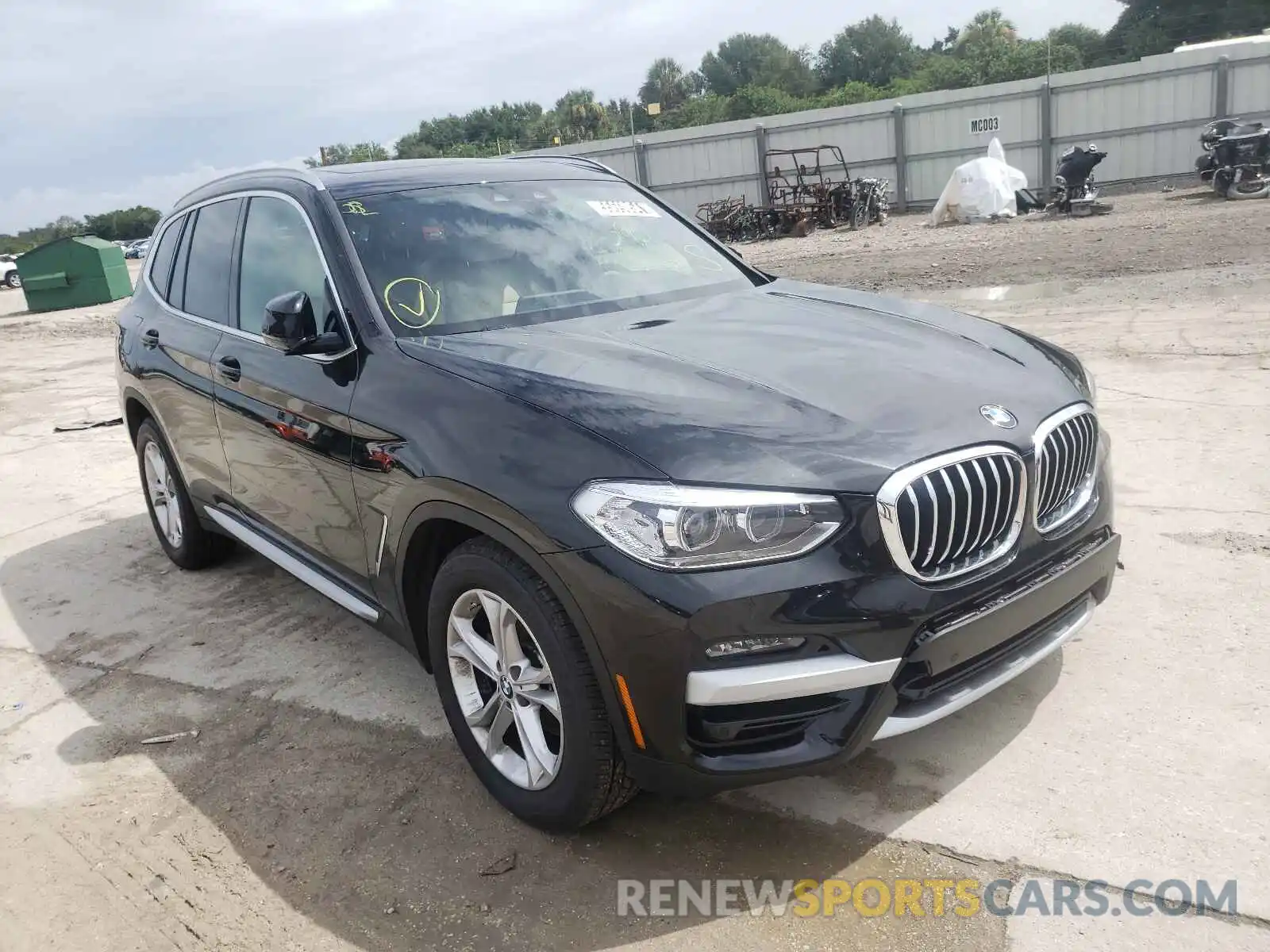 1 Photograph of a damaged car 5UXTY3C08M9H46220 BMW X3 2021