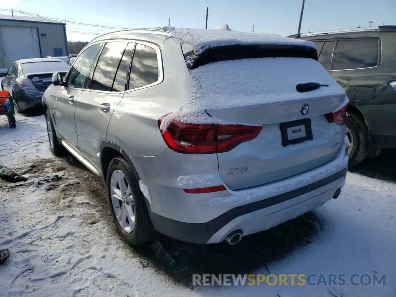 3 Photograph of a damaged car 5UXTY3C08M9H50574 BMW X3 2021