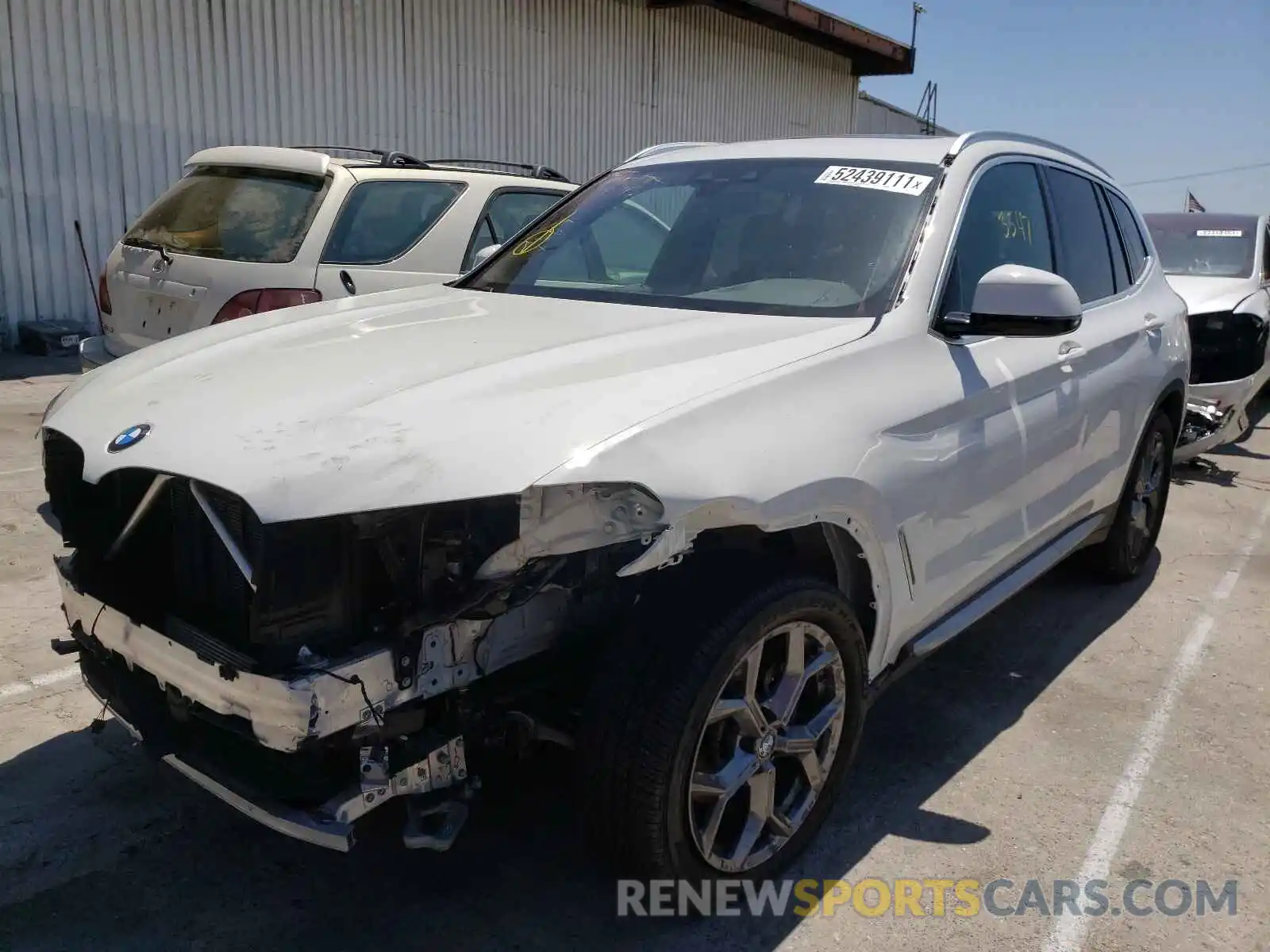 2 Photograph of a damaged car 5UXTY3C09M9D81966 BMW X3 2021