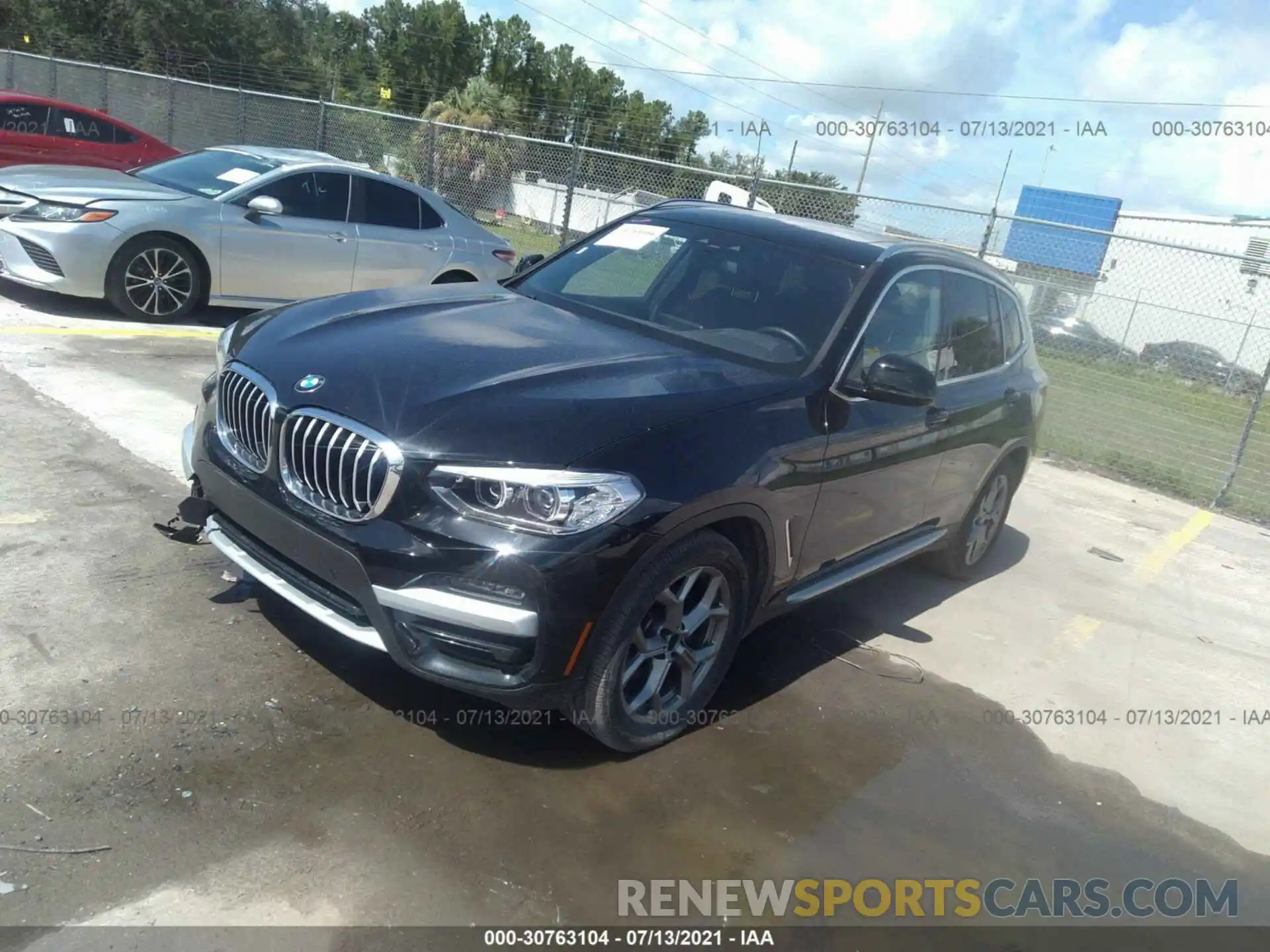 2 Photograph of a damaged car 5UXTY3C09M9E41776 BMW X3 2021