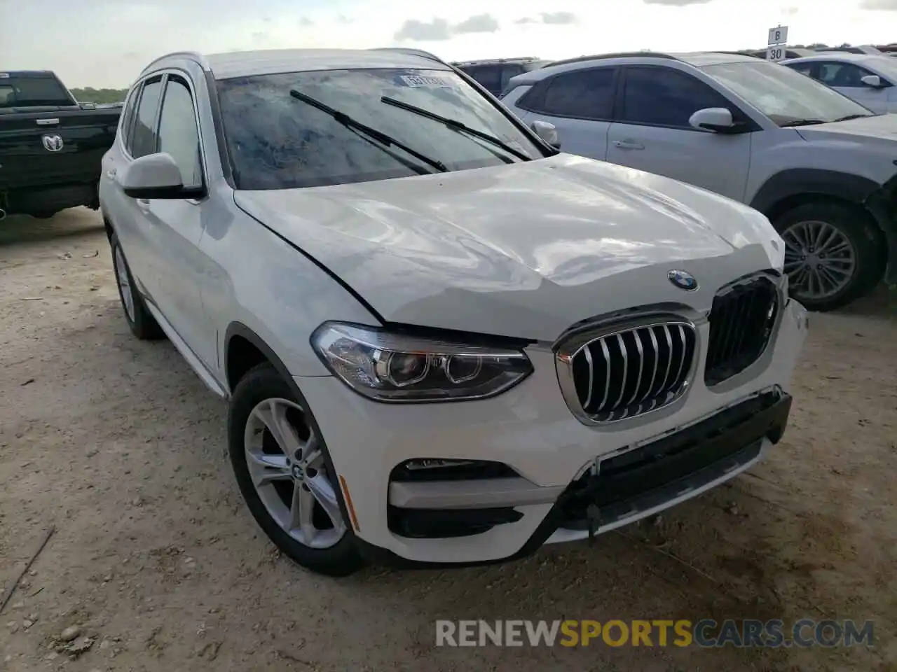 1 Photograph of a damaged car 5UXTY3C09M9E48548 BMW X3 2021